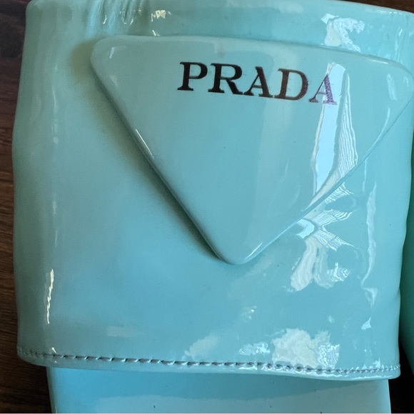 Prada Triangle Logo Spazzolato Glossy Leather 65mm Sandals $1,100 Used Twice! - Picture 7 of 15